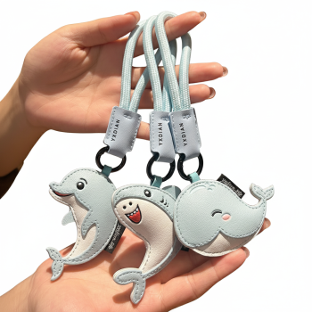 Individuell hergestellter Taschenanhänger in Wunschform – Produktnachbildung im Design des Kunden